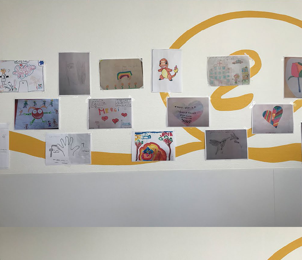 Collecte de dessins des enfants de l’école pour l’hôpital de Créteil