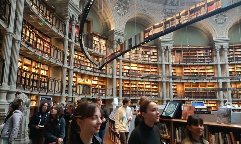 Sortie sur le site Richelieu à la BNF et aux Arts Décos pour l’exposition des années 80 pour les 2ndes et Terminales G