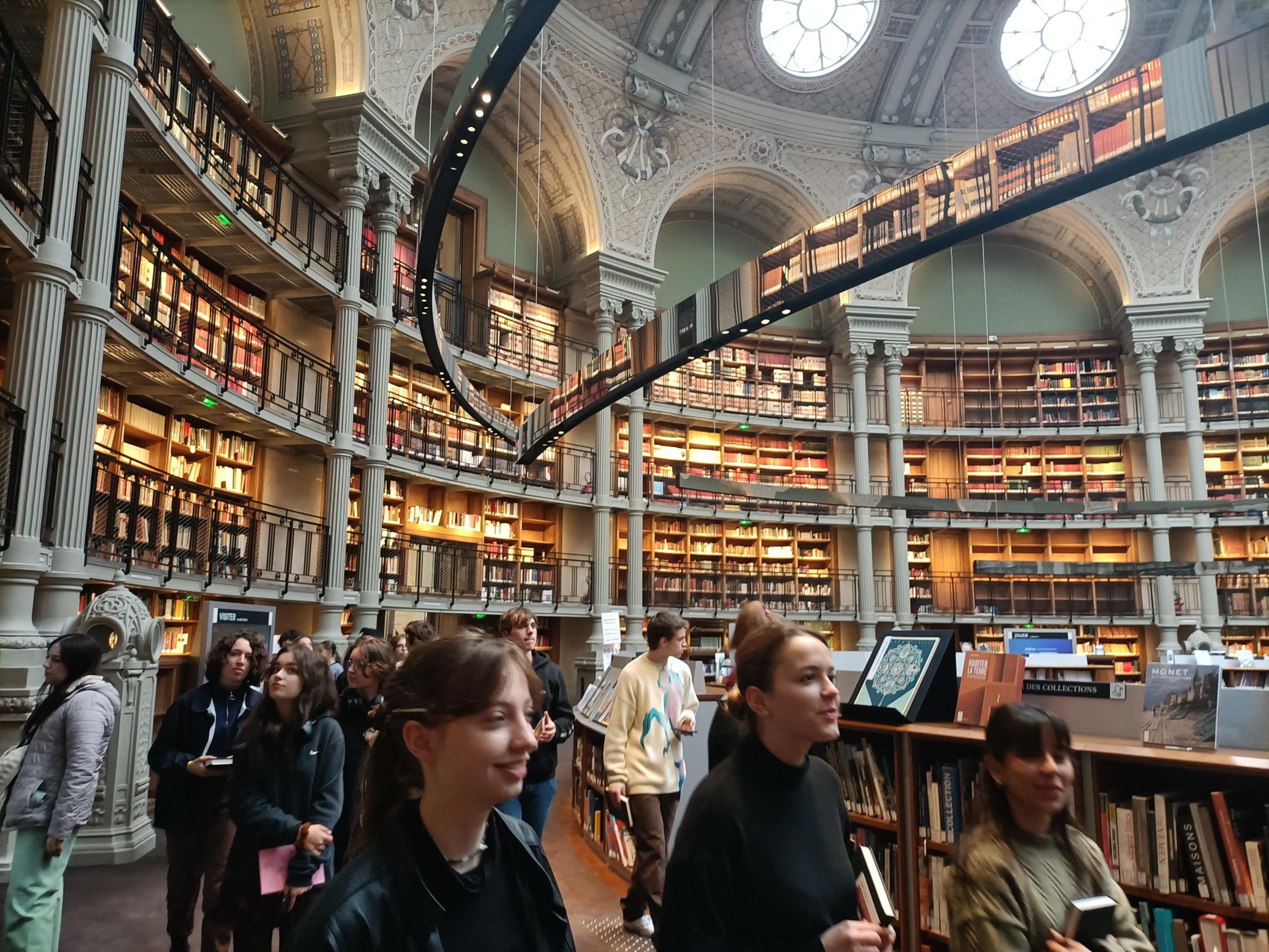 Sortie sur le site Richelieu à la BNF et aux Arts Décos pour l’exposition des années 80 pour les 2ndes et Terminales G